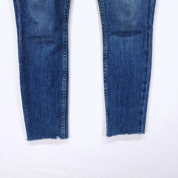 Alice + Olivia AO LA You Look Good Jeans 24 Denim Blue Stretch Tapered Leg - Picture 12 of 15